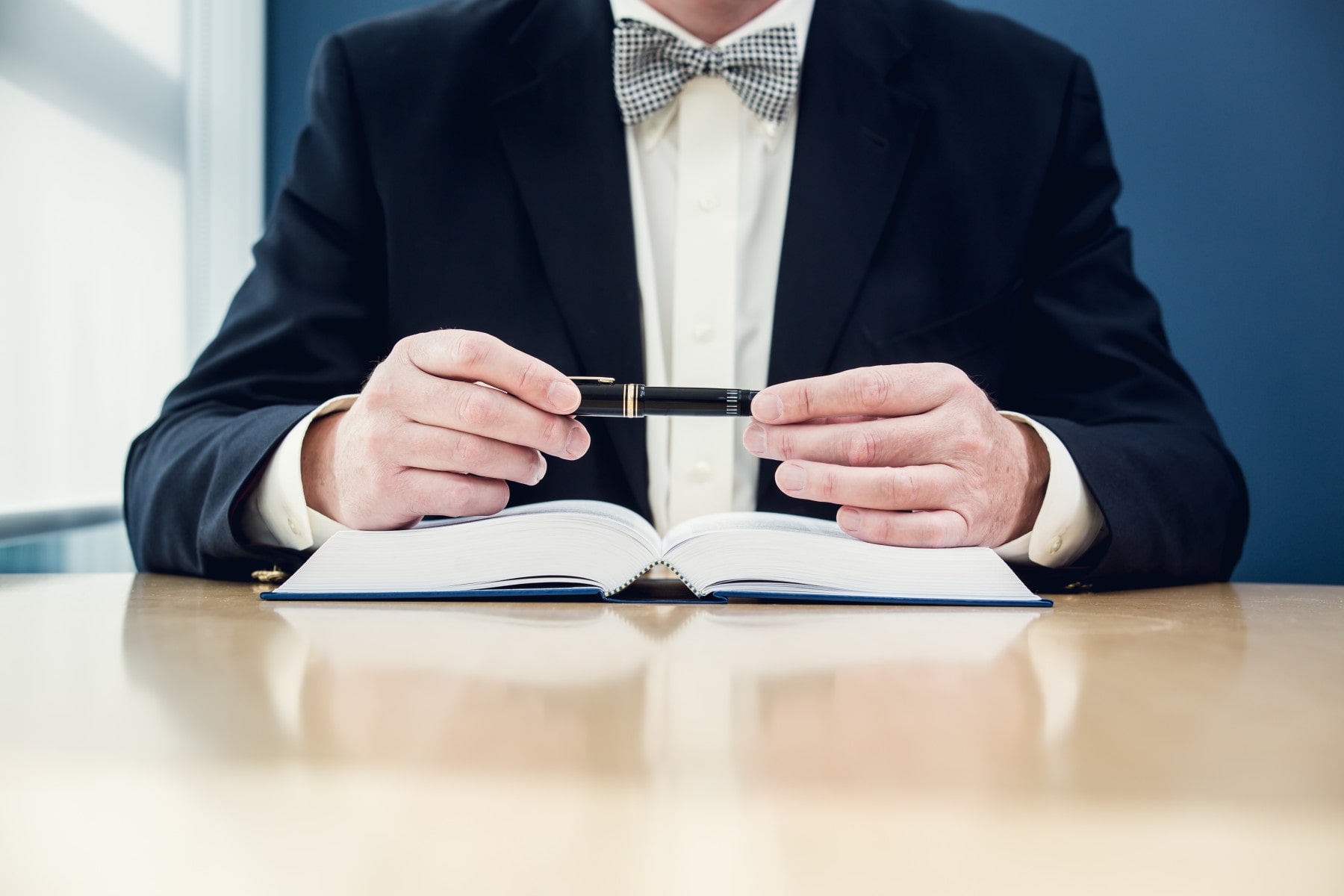 Юридическая помощь: универсальный гид по защите прав и решению правовых вопросов