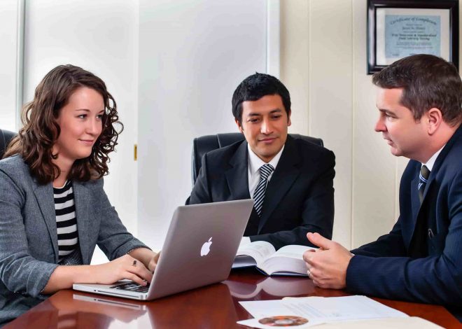 Правовой консультант для бизнеса: стратегия выбора профессионального юридического сопровождения - 1